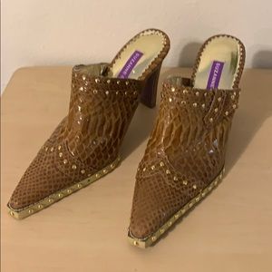 Suzanne Somers shoes size 7W